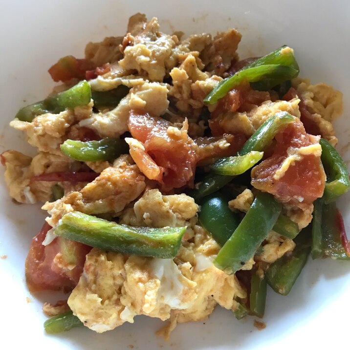 *簡単美味しい*トマトとピーマンの卵炒め